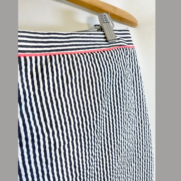 J.Crew Seersucker Pencil Skirt - Size 8 - Picture 5 of 10